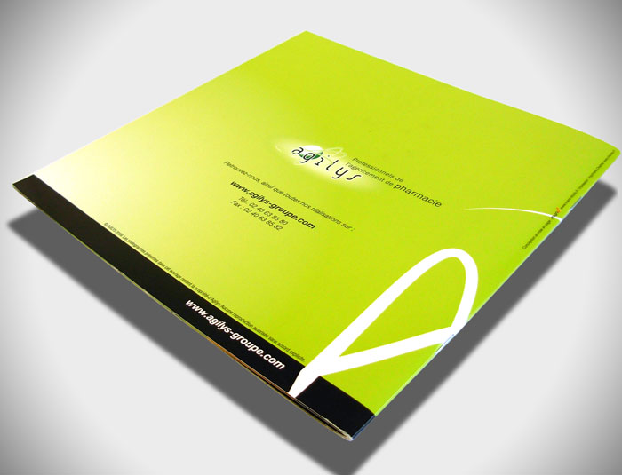 Brochure 24 pages